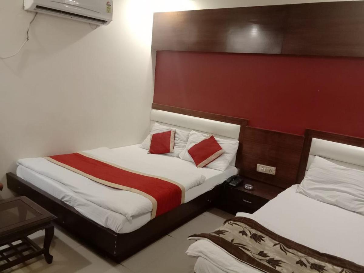 Hotel Star Palace New Delhi Ngoại thất bức ảnh